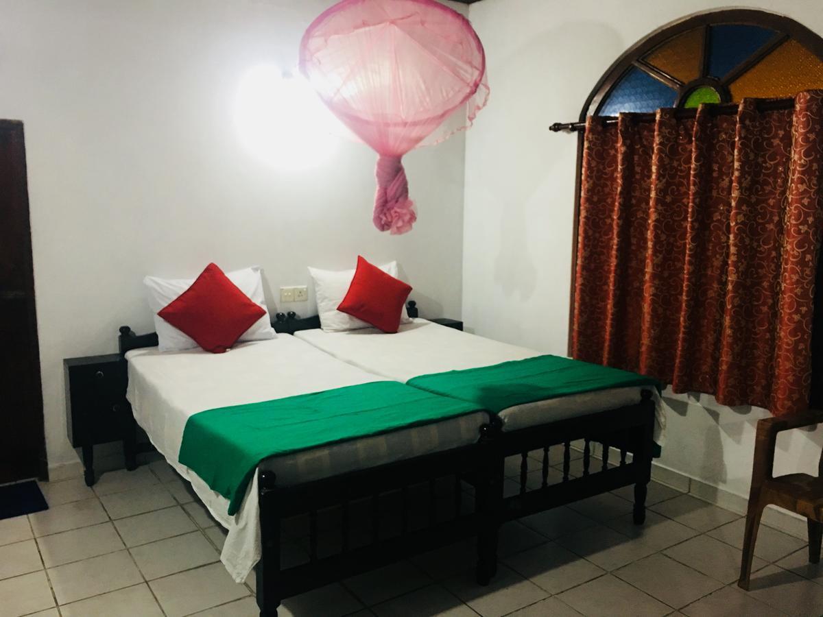 Casalanka Hotel Hikkaduwa Dış mekan fotoğraf